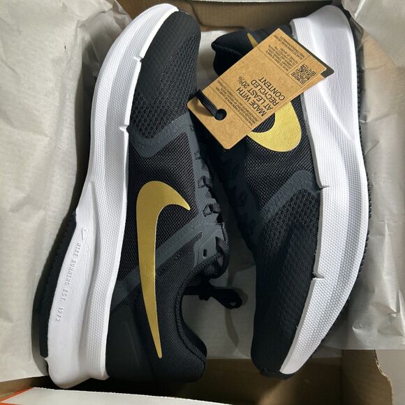 Nike Run Swift 3 Running Shoes Men’s Size 11.5 Black/Metallic Gold DR2695-010 main image 10